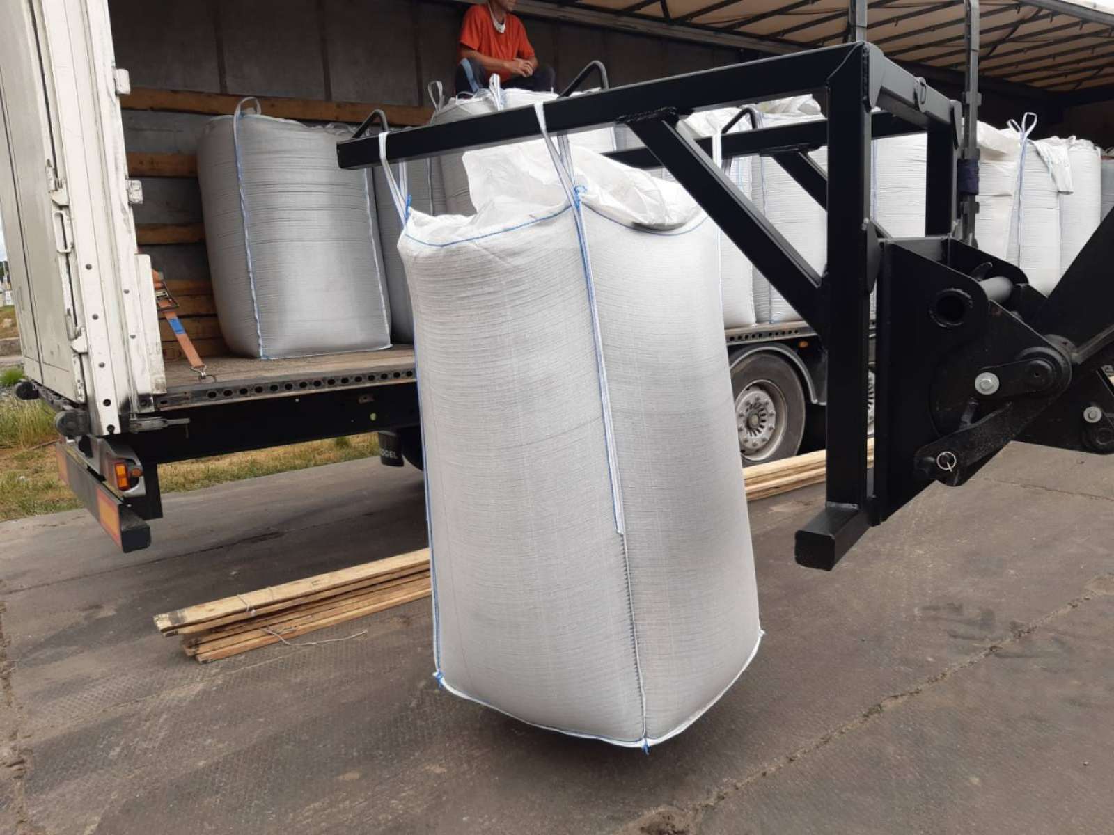 Big Bag Lifter
